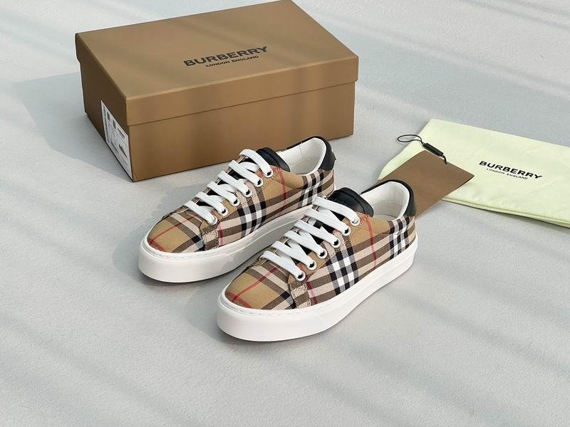 Burberry Men's Shoes 843